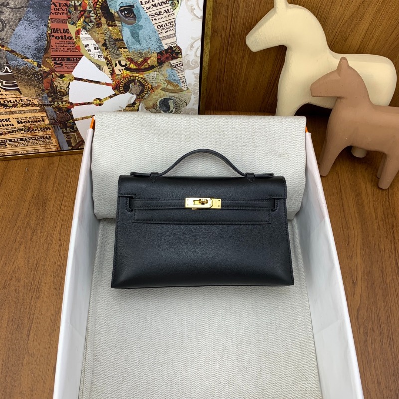 Hermès Kelly Pochette Black Swift Gold Hardware