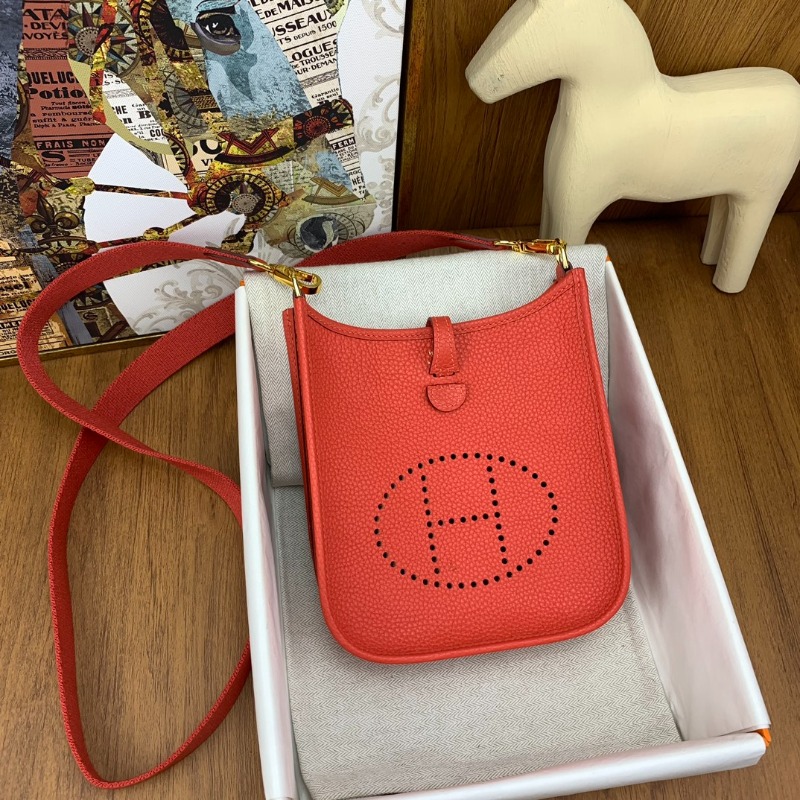 Hermès Evelyne TPM Rouge De Coeur Clemence Gold Hardware