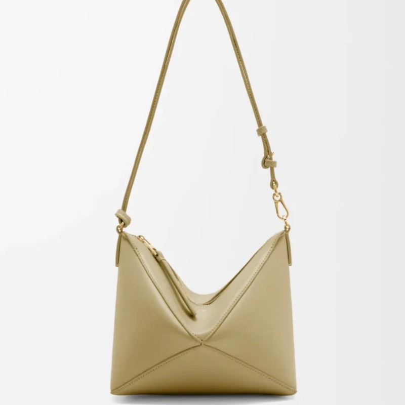 Puzzle Fold pouch in shiny nappa calfskin