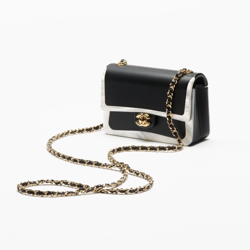 CHANEL FALL WINTER 2026 PRE-COLLECTION FLAP BAG MINAUDIERE
