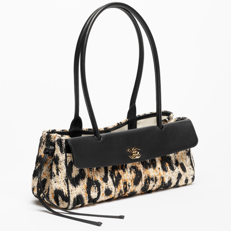 CHANEL MÉTIERS D’ART 2026 SMALL SHOPPING BAG