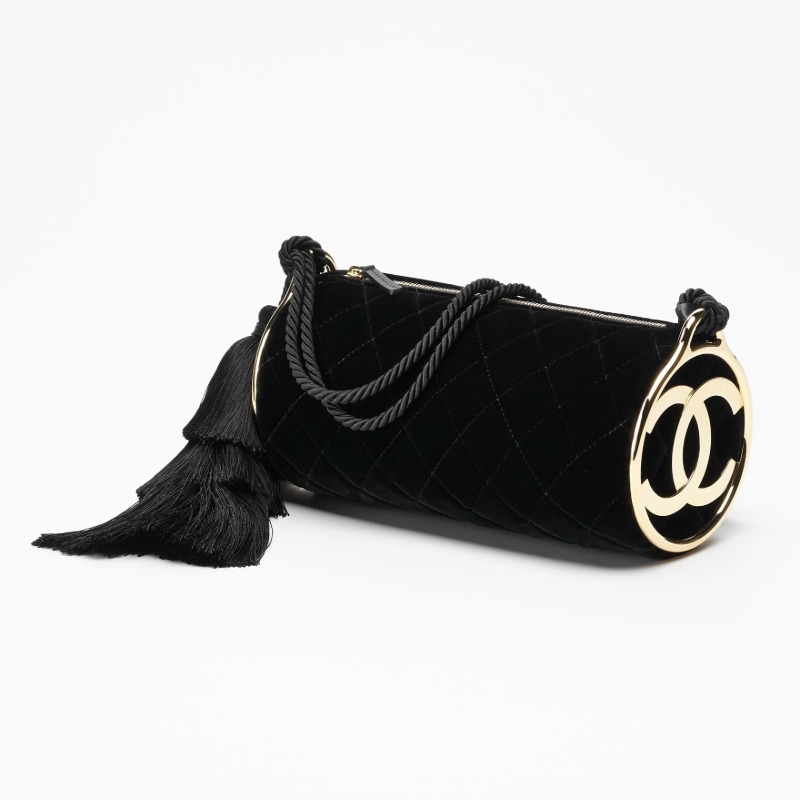 CHANEL MÉTIERS D’ART 2026 CLUTCH WITH STRAP