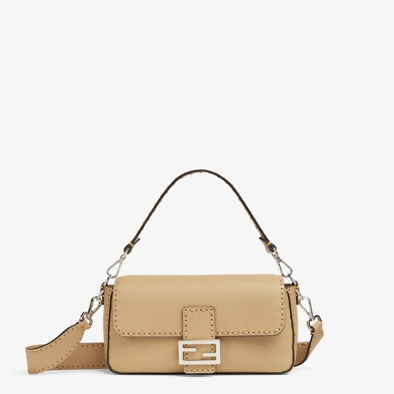 DM_20260831212958_001 FENDI Baguette Medium 612 Hand-Sewn Topstitches - Image 1