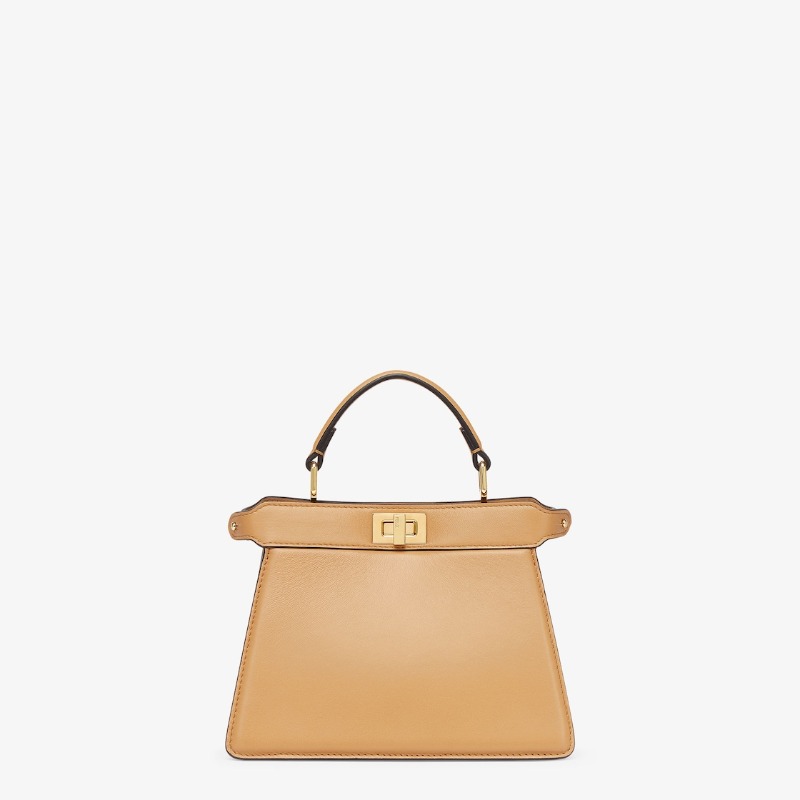 DM_20260901162115_001 FENDI Peekaboo ISeeU Petite - Image 1