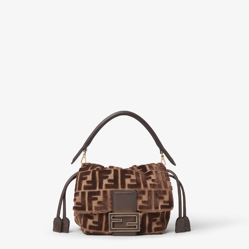 FENDI Mamma Baguette Small