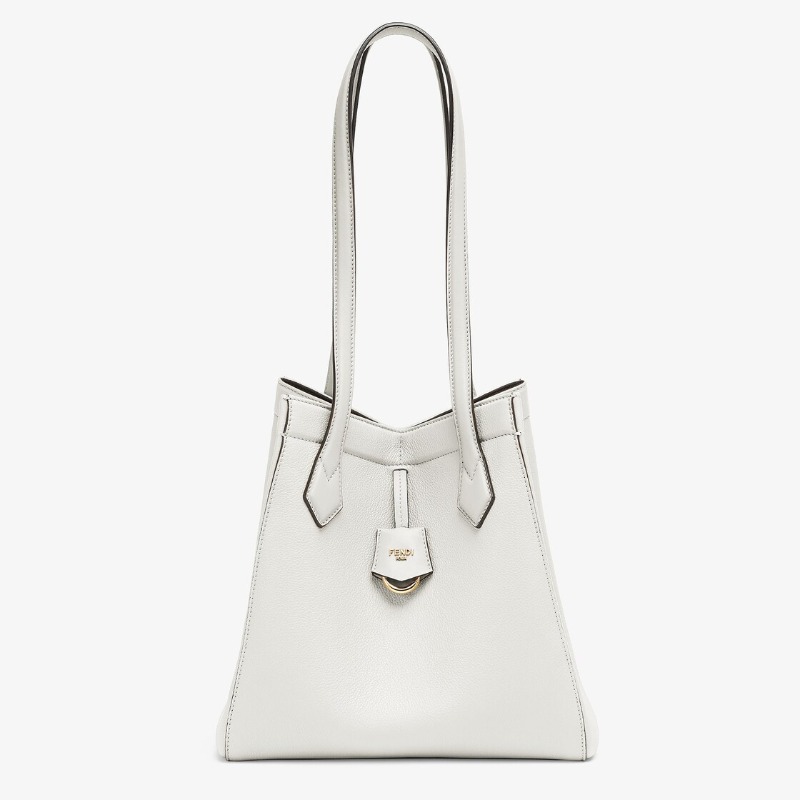 DM_20260902163905_001 FENDI Origami Medium - Image 1