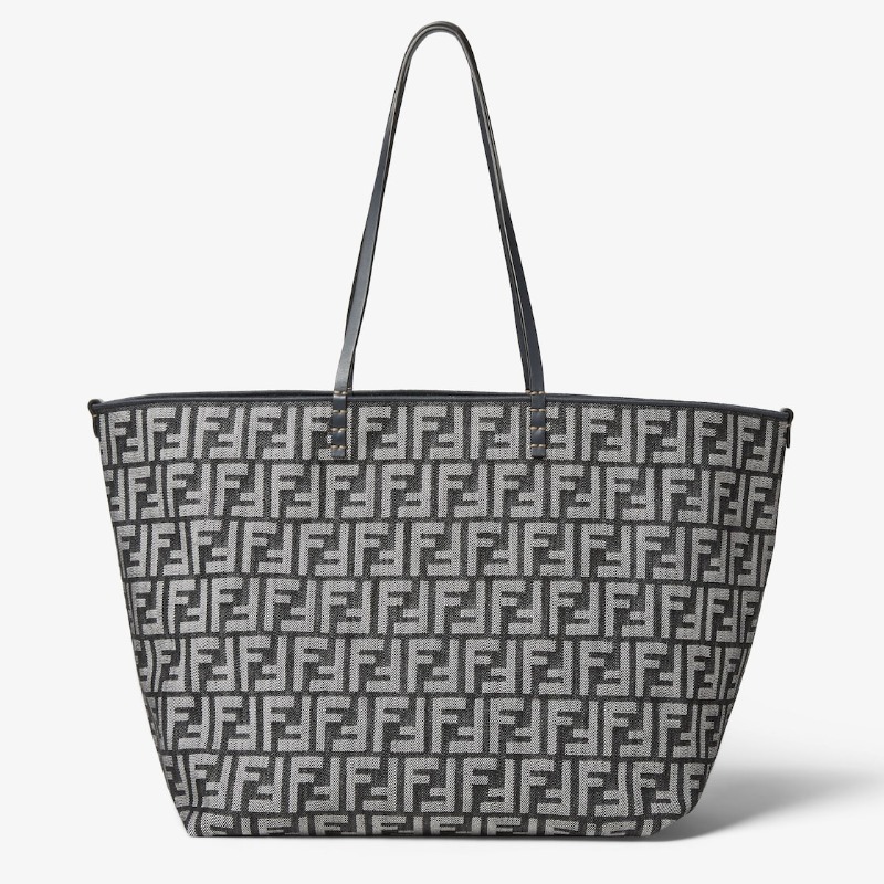 FENDI Roll Large