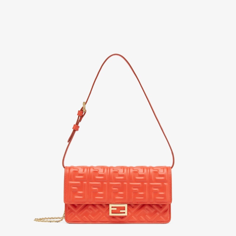 FENDI Wallet On Chain Baguette