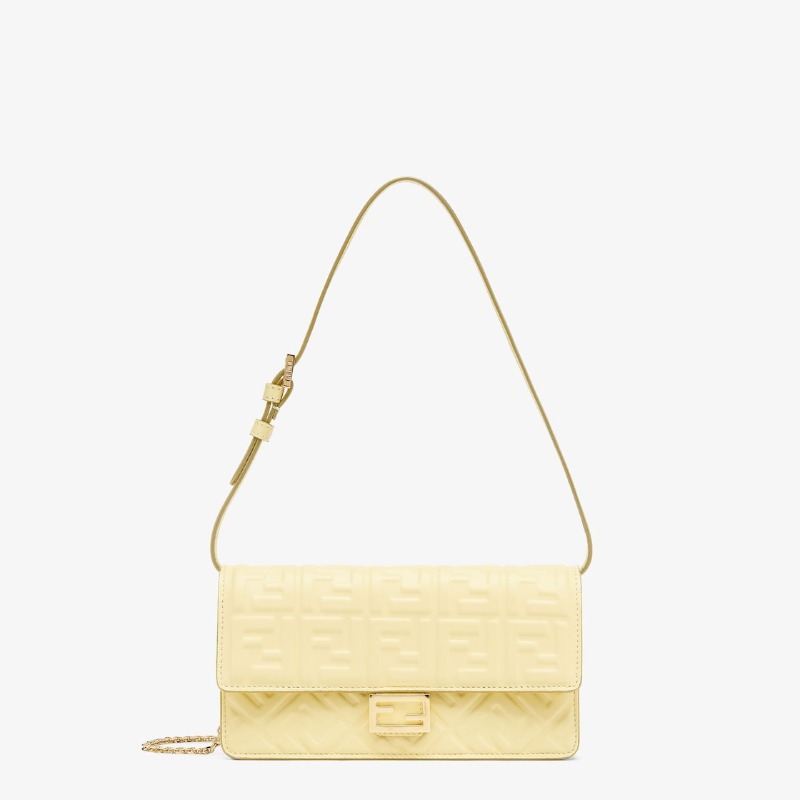 FENDI Wallet On Chain Baguette