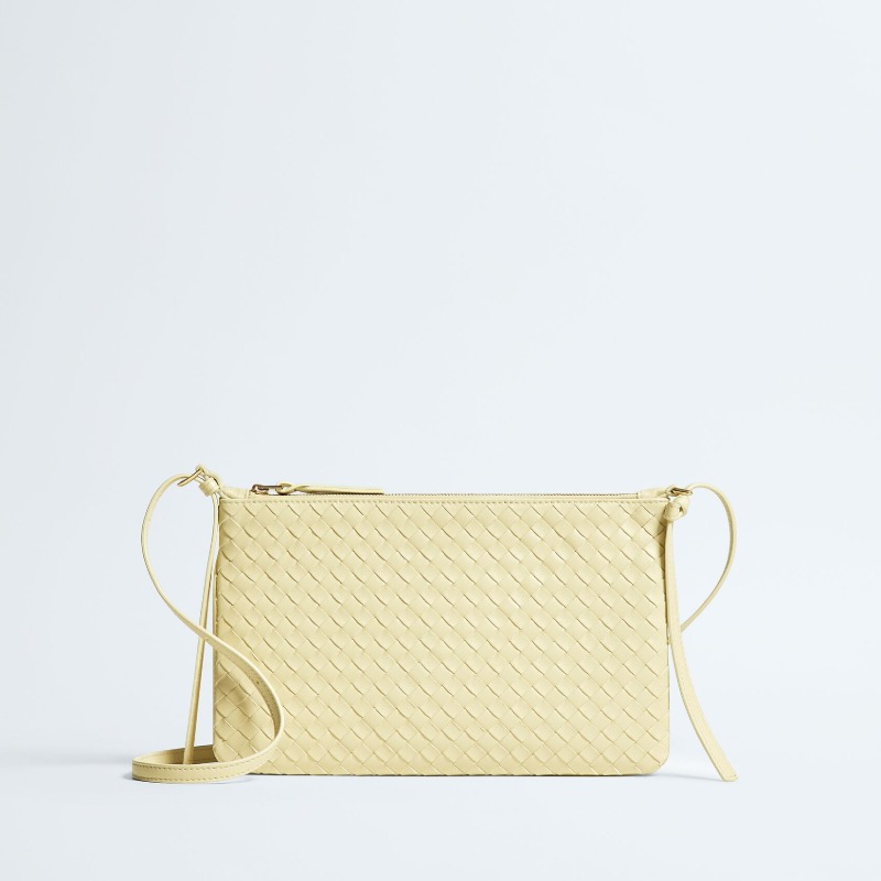 Bottega Veneta Intrecciato Piccolo Medium Pouch