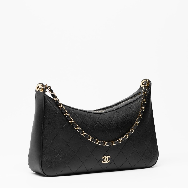 CHANEL FALL-WINTER 2026 HOBO HANDBAG