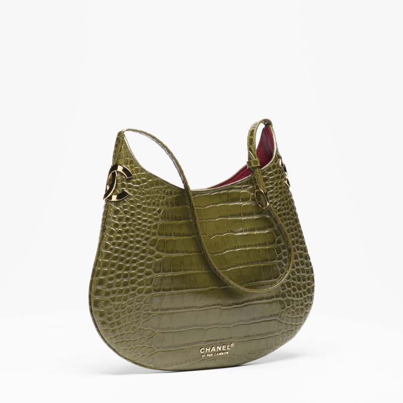 DM_20260918150550_001 CHANEL FALL-WINTER 2026 HOBO HANDBAG - Image 1