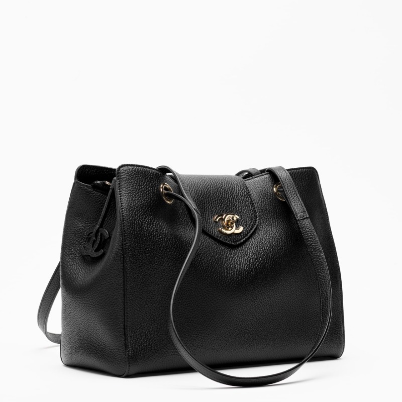 CHANEL FALL-WINTER 2026 SMALL SHOPPING BAG