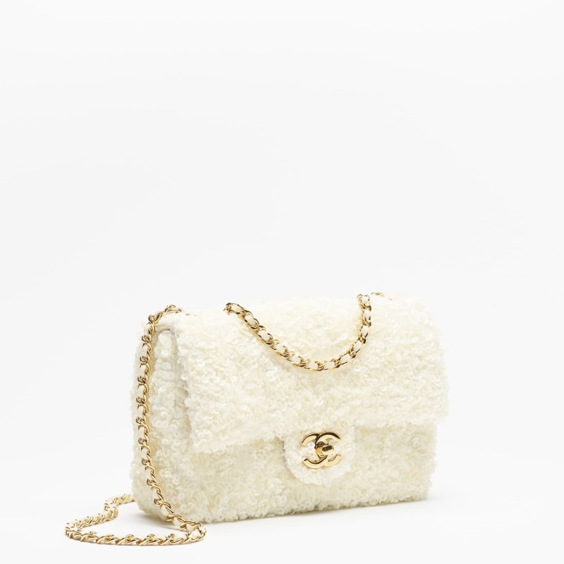 CHANEL FALL-WINTER 2026 SMALL FLAP BAG