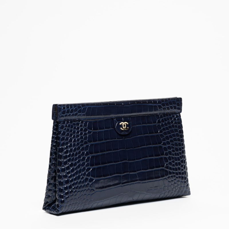 CHANEL FALL-WINTER 2026 LARGE CLUTCH