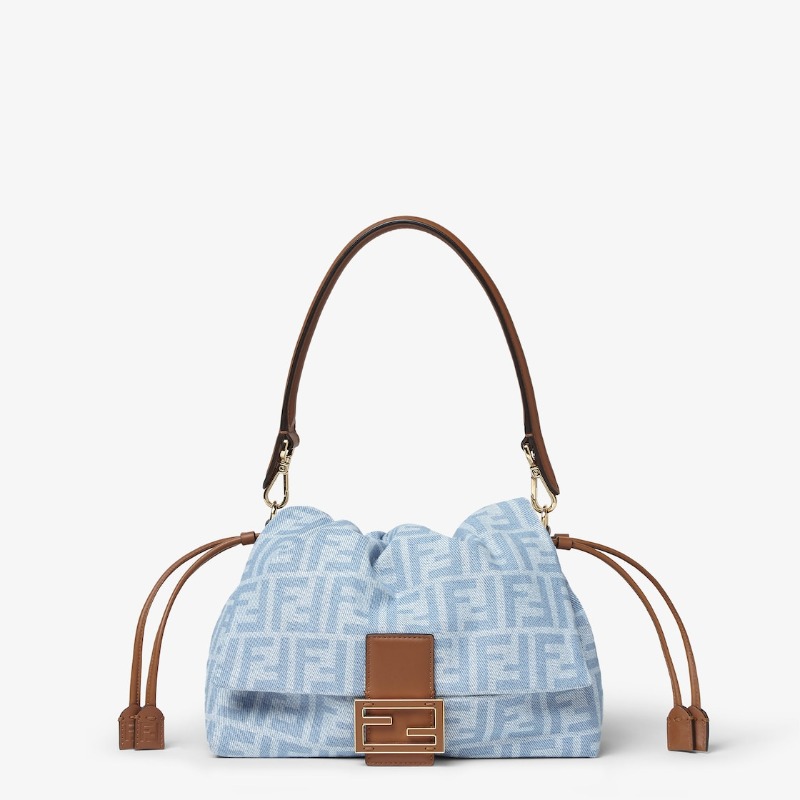 ec7ae86c62390978e8695ddf7bdf7868 FENDI Baguette Soft Medium - Image 1