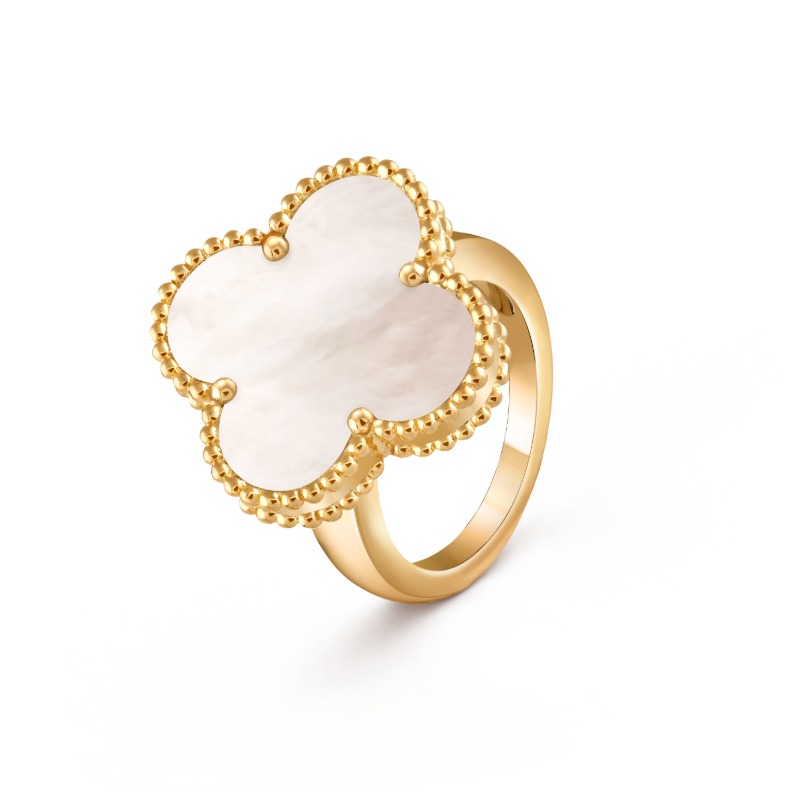 Magic Alhambra ring
