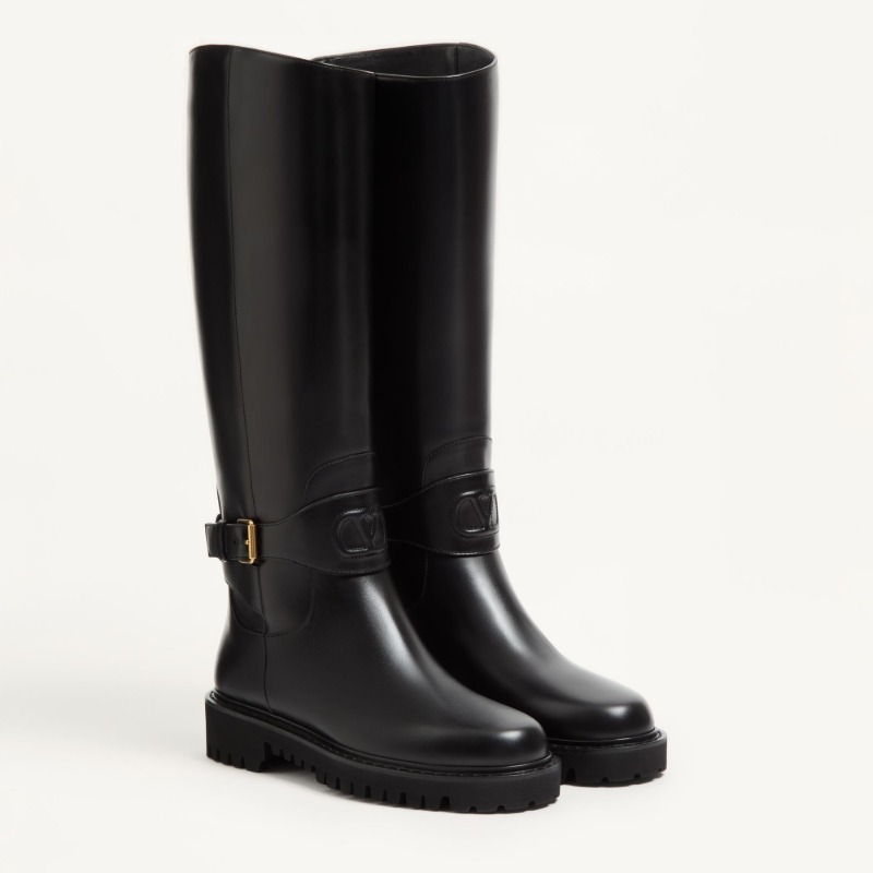 VLogo-Signature-Calfskin-Boot-40Mm (1) VLogo Signature Calfskin Boot 40Mm - Image 1