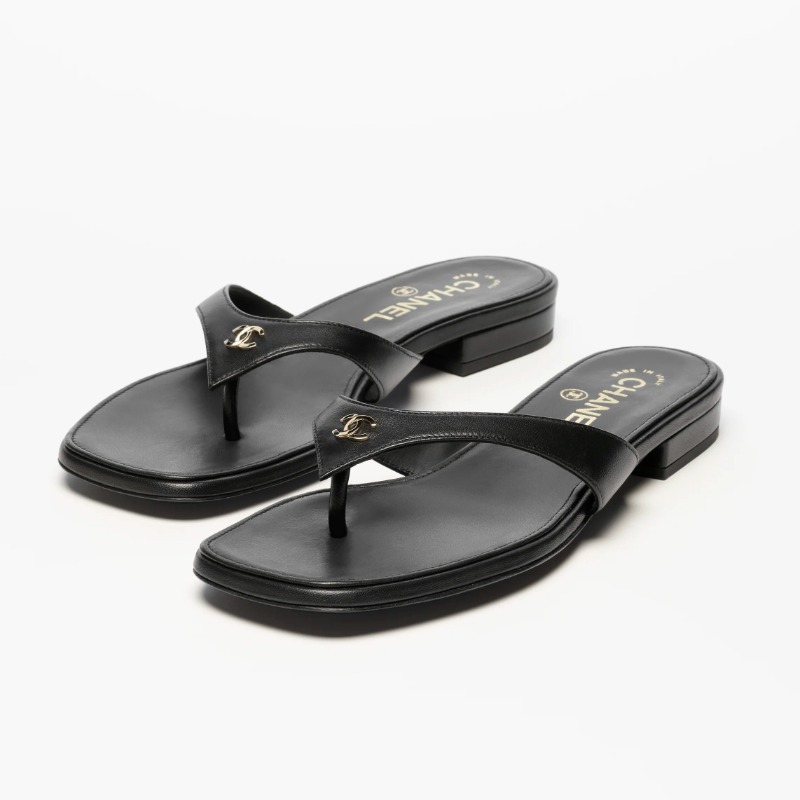 Chanel Fall Winter 2026 Pre-Collection Thongs