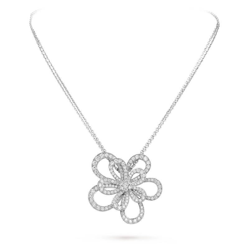 Flowerlace clip and pendant